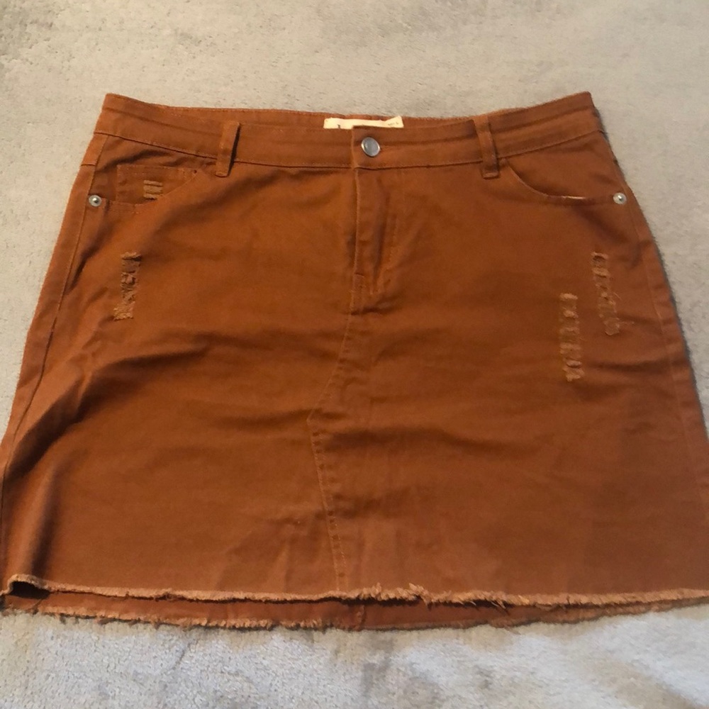 Brown skirt